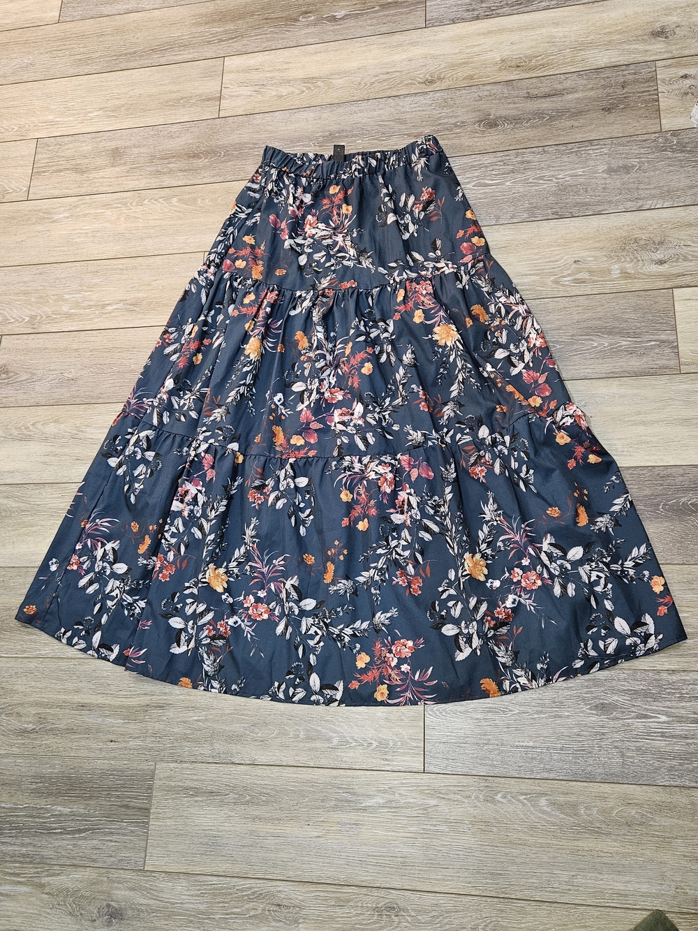 Teal Floral Tiered Maxi Skirt with Elastic Waist Size Medium - Picture 2 of 6